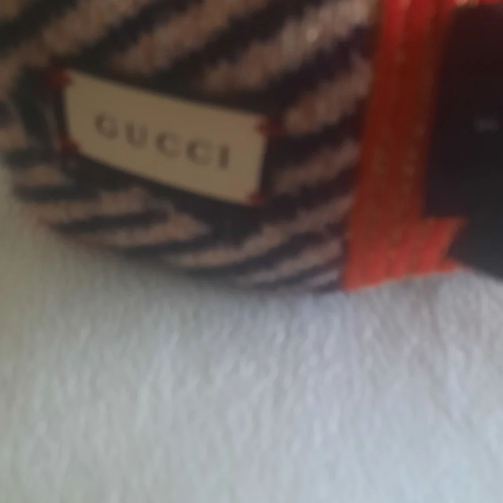 GUCCI  AUTHENTIC HEADBAND - Picture 5 of 9